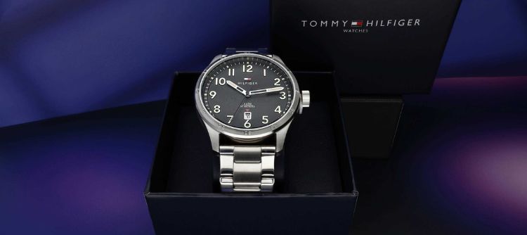 Tommy Hilfiger Forrest ezüst színű férfi óra