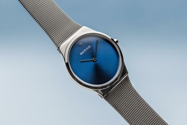 Bering Classic acél női óra kék számlappal 12130-007