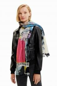 Desigual Collage rectangle színes sál 23SAWA14