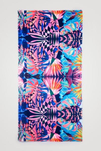 Desigual Virtual pink rectangle sál 22SAWA37