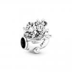 Disney Mickey és Minnie repülőben ezüst charm