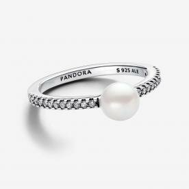 Pandora ékszer  Ezüst gyűrű tenyésztett gyönggyel és pávé cirkóniával 