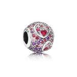 Pandora ékszer Aszimmetrikus szikrázó szívek ezüst charm 797826CZRMX