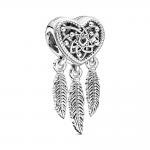 Pandora ékszer Áttört szív és tollak álomfogó ezüst charm charm 799107C00