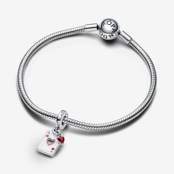 Pandora ékszer Disney Szívek királynője dupla függő charm 793420C01