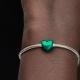 Pandora ékszer Fémes zöld szív charm 793337C07