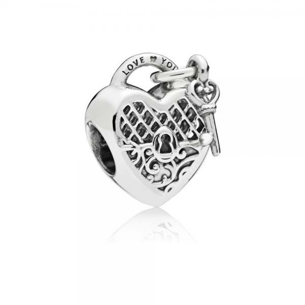 Pandora ékszer Fényes szerelemlakat ezüst charm 797655