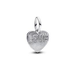 Pandora ékszer Gravírozható ezüst szív charm LOVE felirattal 793604C01