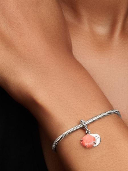 Pandora ékszer Korall színű shell kagyló függő ezüst charm 793821C01