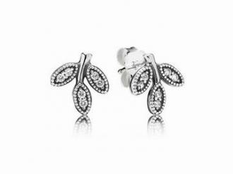 Pandora ékszer Levél ezüst fülbevaló cirkóniával 290564CZ