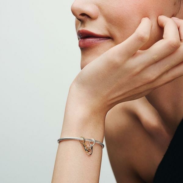 Pandora ékszer Nyitható és osztható bilincs függő charm 763435C00