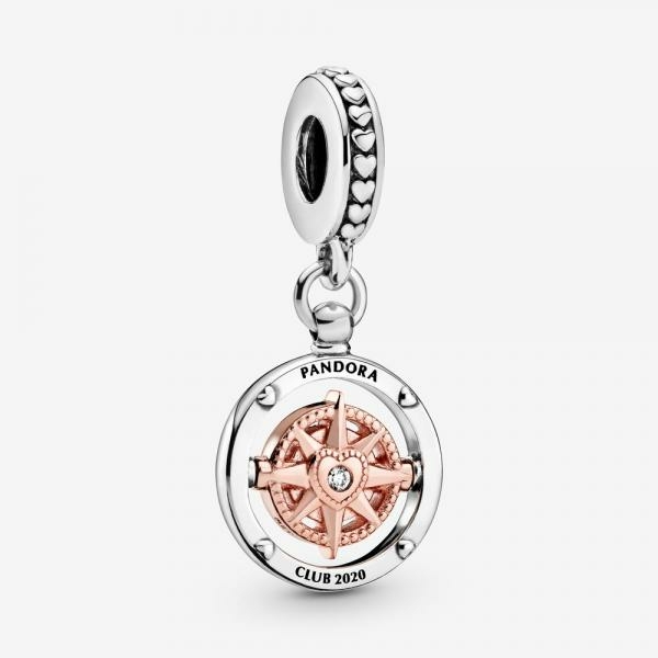 Pandora ékszer Pandora Club iránytű charm 2020 788590C01