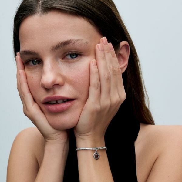 Pandora ékszer Piros örökkévalóság körök függő ezüst charm 793125C01