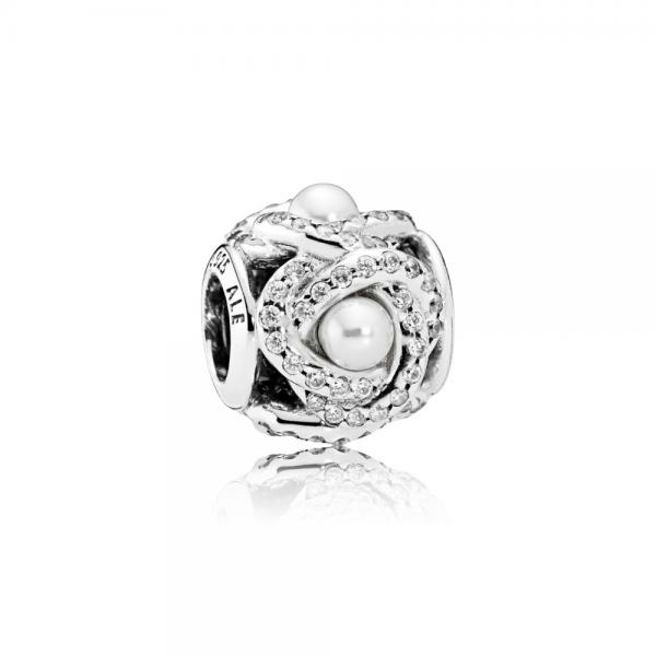 Pandora ékszer Ragyogó szeretet csomó ezüst charm 792105WCP