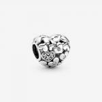 Pandora ékszer Szikrázó áttört szívvarázs ezüst charm 791061C01