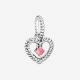Pandora ékszer Sziromrózsaszín gyöngyös szív függő charm 798854C09
