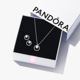 Pandora ékszer Tenyésztett gyöngy és pávé cirkónia ékszer szett PSZ71
