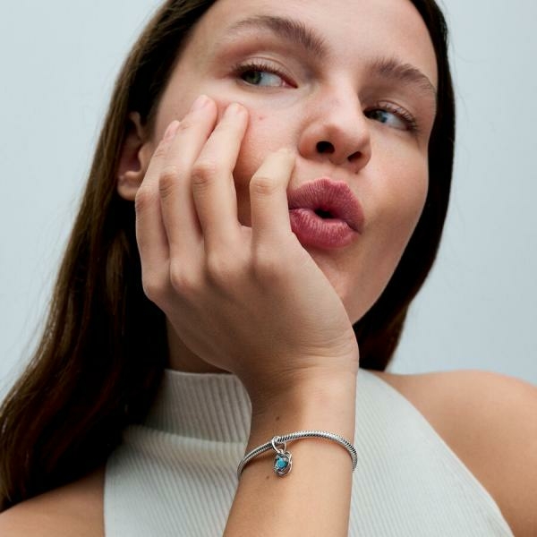 Pandora ékszer Türkiz kék örökkévalóság körök függő ezüst charm 793125C12