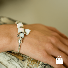 Pandora ezüst karkötő opálos, hóvirág és maci charmokkal - szett