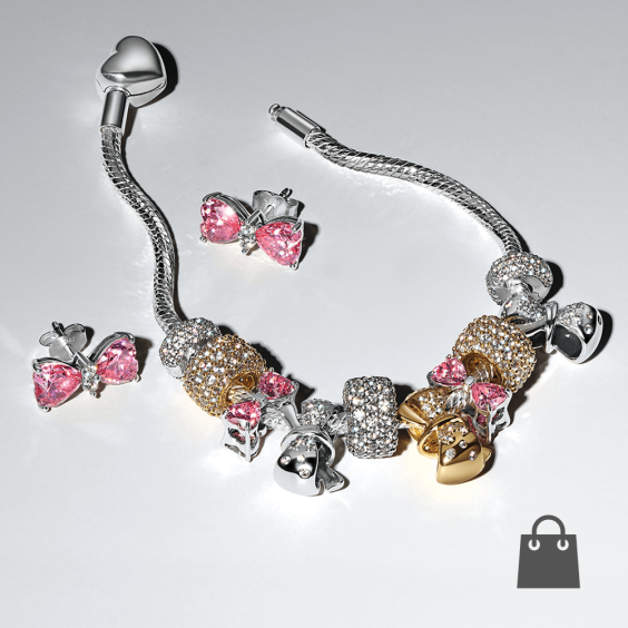 Pandora karkötő rózsaszín masnis charmokkal, fülbevalóval - szett
