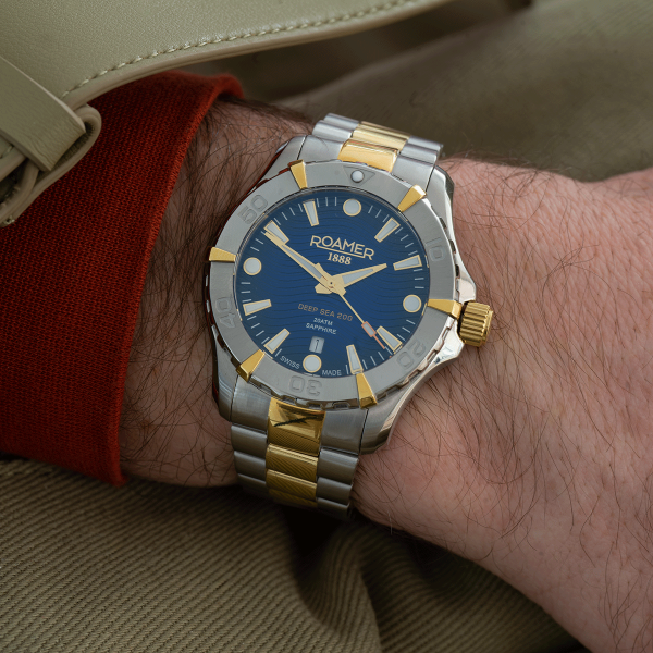 Roamer Deep Sea 200 bicolor férfi óra kék számlappal 860833474570