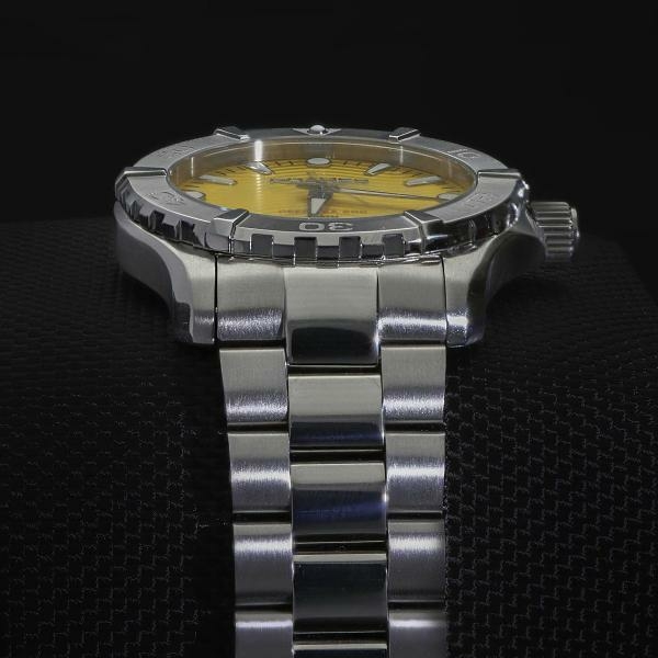 Roamer Deep Sea 200 Canola Limited Edition férfi óra sárga számlappal 860833410520