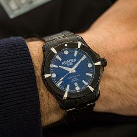Roamer Deep Sea 200 fekete férfi óra kék számlappal 860833444570