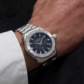 Roamer Deep Sea 200 férfi óra fekete számlappal 860833415570