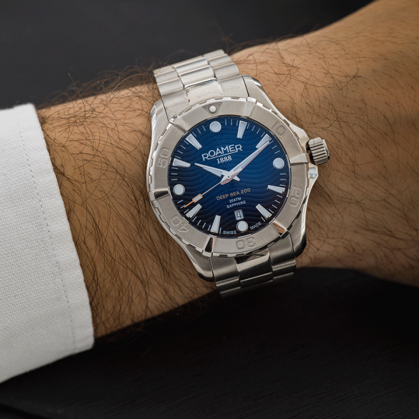 Roamer Deep Sea 200 férfi óra kék számlappal 860833414570