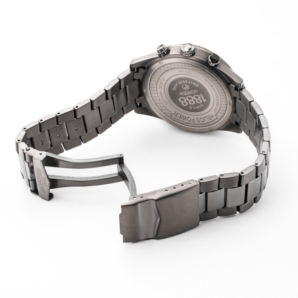 Roamer Helios Power titántokos solar ezüst férfi chronograph karóra 973981441520
