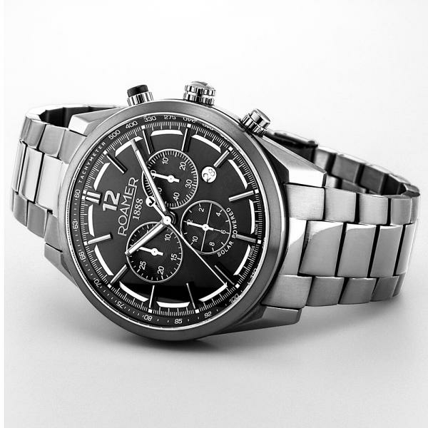 Roamer Helios Power titántokos solar fekete férfi chronograph karóra 973981448520