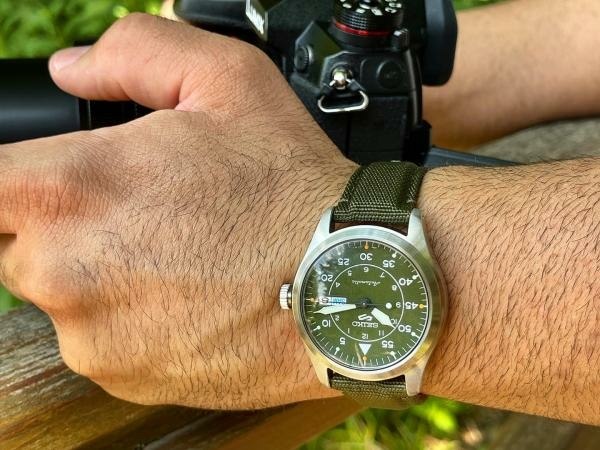 Seiko 5 Sports Street Style férfi óra SRPH29K1