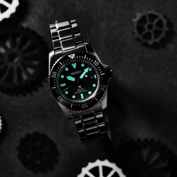 Seiko Prospex Black Series Night Vision limitált kiadású solar búváróra SNE587P1