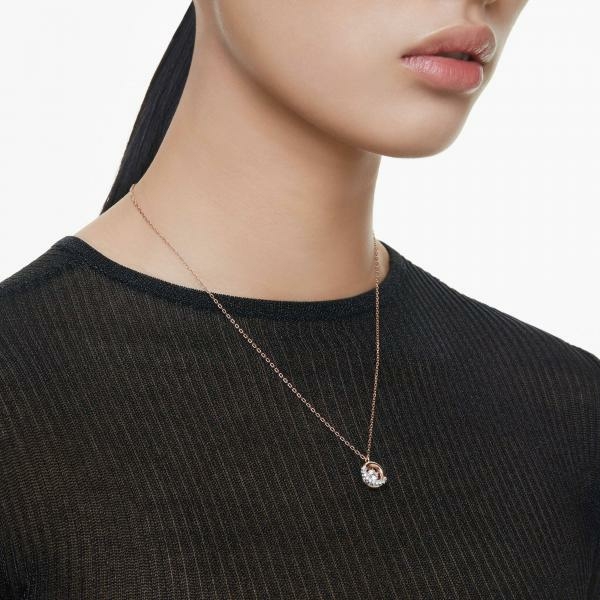 Swarovski Dextera rozé kör alakú nyaklánc kristályokkal 5692257