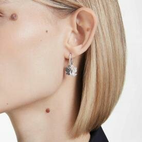 Swarovski Fekete-fehér hattyús fülbevaló 5705728