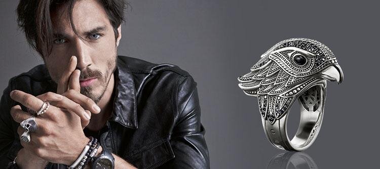 A Thomas Sabo macho oldala