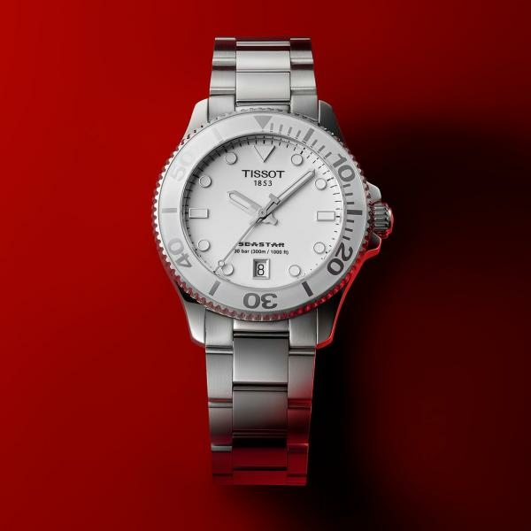 Tissot Seastar 1000 quartz fehér számlapos ezüst színű karóra T1202101101100