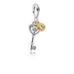 Pandora ékszer Kulcs a szívemhez függő charm 796593