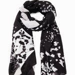 Desigual Floral BW fekete sál 23WAWA02