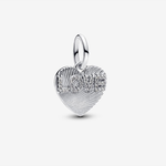 Pandora ékszer Gravírozható ezüst szív charm LOVE felirattal 793604C01