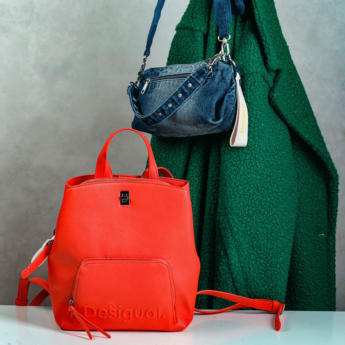 BAG_DENIM PRIORI URUS, 5005 DENIM RAW, U: Handbags