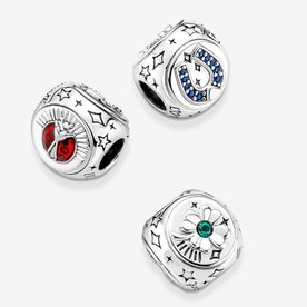 Pandora ékszer Lóhere patkó és katicabogár ezüst charm 790100C01 Pandora ékszer Lóhere patkó és katicabogár ezüst charm 790100C01