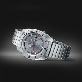 Seiko 5 Sports SKX Ash blue 1968 Recreation Limited Edition férfi karóra SRPL03K1
