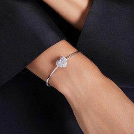 Swarovski Hyperbola ezüst színű karperec szív medállal 5684385