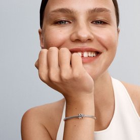 Pandora ékszer Csavart nyíl ezüst charm 793665C01