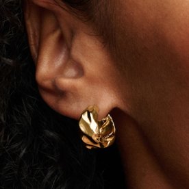 Pandora ékszer Hullámos karika shine fülbevaló 263874C00