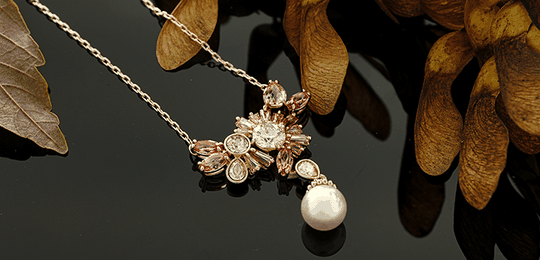 Tündöklésre teremtve: Swarovski Őszi-Téli kollekció 2024