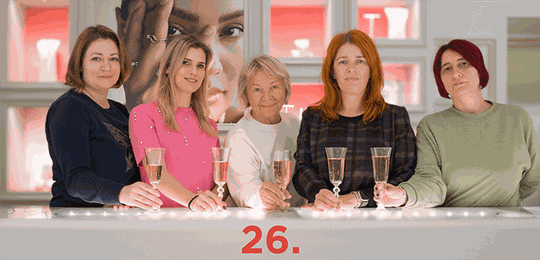 26 éves a Divatékszerbolt. 26 érv, amiért minket választanak