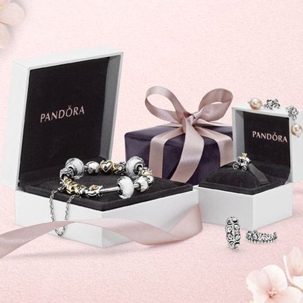 Pandora ékszer Pandora Áttört rózsás karkötő szett PKC020