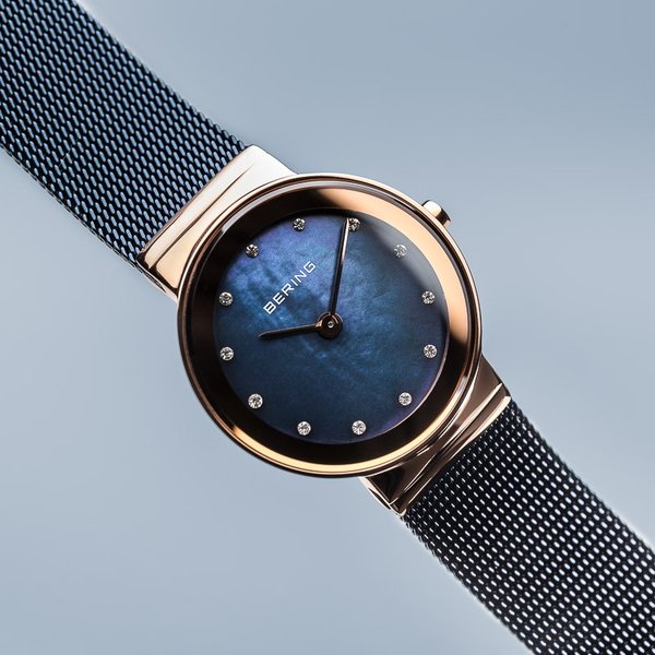 Bering Classic kék női óra rosé tokkal kristállyal 10126-367